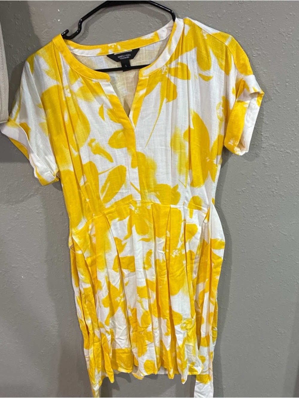 Simply Vera Vera Wang Yellow and White Floral Midi Dress